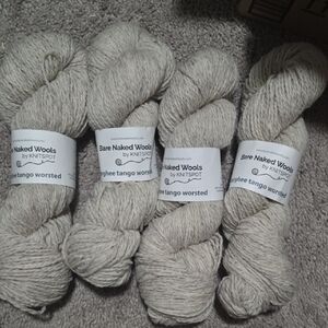 Bare Naked Wools Targhee Tango Worsted Yarn (4 Skeins, Colour nuevo)